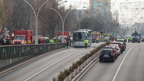 Circulaţia în Pasajul Unirii, pe sensul de mers dinspre bulevardul Dimitrie Cantemir către Universitate, va fi oprită, în următoarele două nopţi