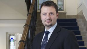 Compania maghiară MET, care vrea să devină un jucător major pe piața română de energie, controlată de oligarhi unguri și ruși