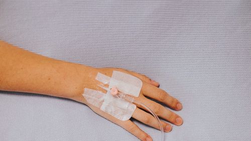 Cazul de la Vaslui. Adolescenta suspectă de meningită meningococică a murit