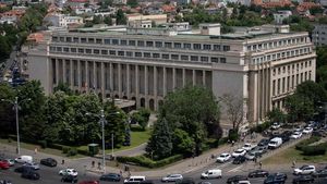 Sindicatul angajaților de la Palatul Victoria cere demiterea lui Darău și a Oanei Gheorghiu / ”Vicepremierii și miniștrii nu sunt agenți comerciali pentru companii private”