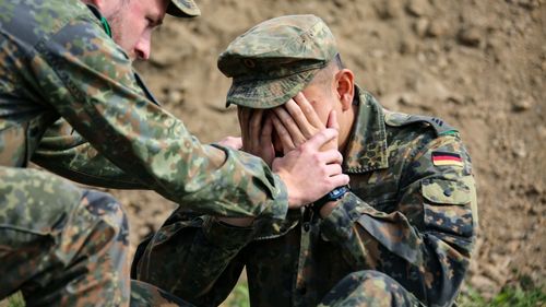 SONDAJ Majoritatea germanilor se opun ideii de a organiza un sistem de tip loterie pentru a stabili cine să efectueze serviciul militar