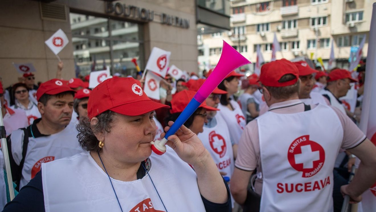 Uniunea TESA din Sănătate, protest, vineri, la Ministerul Muncii / ”Vom interpreta cunoscutele şlagăre ale discriminării TESA din ultimii 6 ani la vuvuzele, fluiere şi tobe”