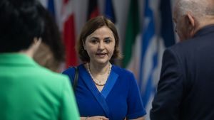 Fostul ministru de Externe Luminiţa Odobescu, numită consilier de stat în cadrul Cancelariei Prim-Ministrului Ilie Bolojan