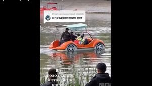 Operaţiune neobişnuită a poliţiei din Moldova, pe o maşină plutitoare, cu pedale, pe lacul din Valea Trandafirilor