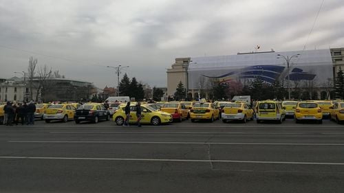 VIDEO Nou protest la guvern: Transportatorii cer iar interzicerea UBER și a firmelor neautorizate