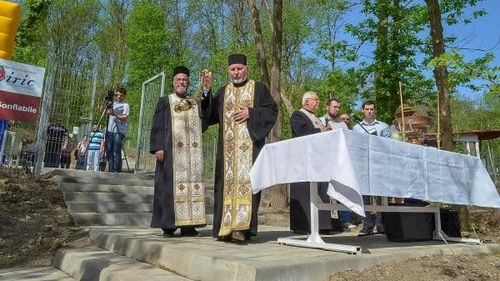 Iași: Povestea telescaunului de la Ciric sau cum s-au îngropat în pădure 1,5 milioane de euro, bani europeni