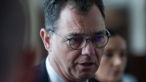 Ministrul Economiei, despre măsurile fiscale: TVA ar putea să rămână la nivel redus pentru anumite produse care afectează populaţia cu venituri mici/ El nu a putut preciza dacă TVA va fi de 9% sau 5% în aceste cazuri