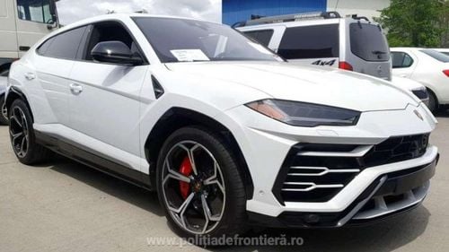 Poliția de frontieră: Un român a încercat să aducă din SUA un Lamborghini Urus, mașină în valoare de 1, 3 milioane de lei, declarând în vamă o valoare de trei ori mai mică / Mașina a fost indisponibilizată