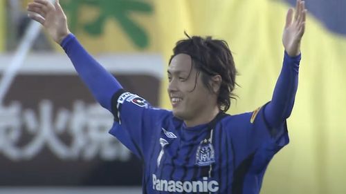 VIDEO Yasuhito Endo, cel mai selecţionat jucător al Japoniei, se retrage la 43 de ani / "Nu m-am gândit niciodată că voi juca atât de mult timp"