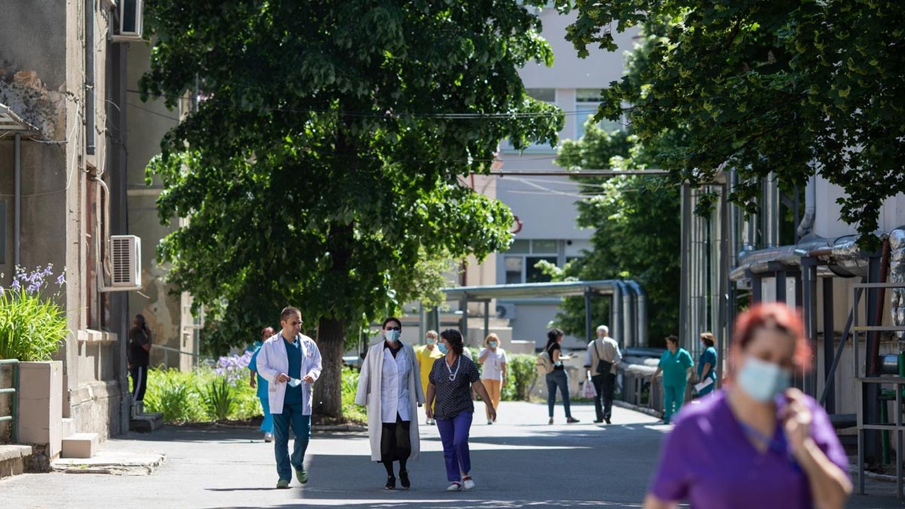 Satu Mare: Restricţii la vizitarea pacienţilor din spital. Acces interzis în anumite secţii