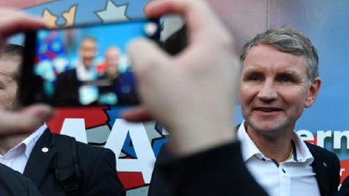 Extrema dreaptă îşi continuă ascensiunea în Germania, în urma alegerilor regionale din Turingia. Liderul partidului a catalogat Memorialul Holocaustului din Berlin drept un ”monument al rușinii”