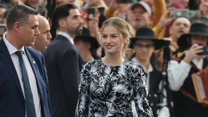 Prezumtiva moştenitoare a tronului Spaniei, prinţesa Leonor va efectua trei ani de pregătire militară începând cu luna august