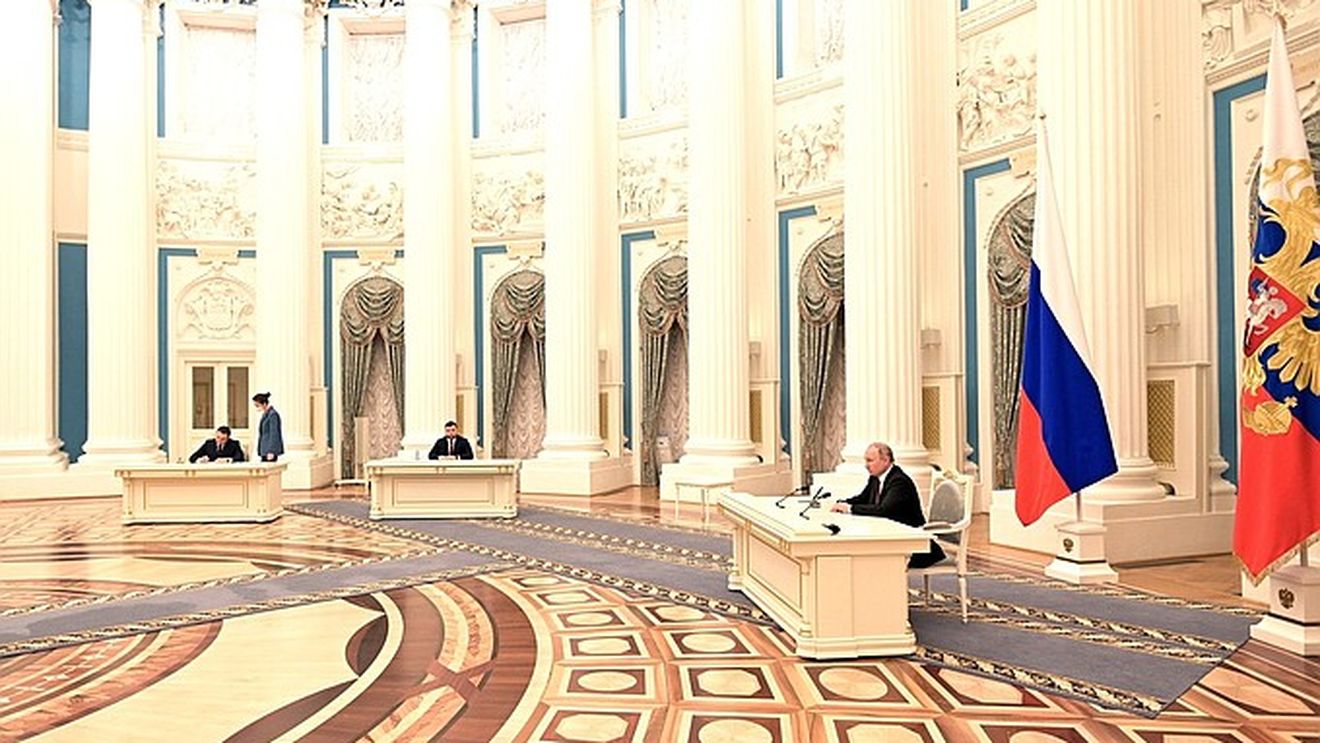 Rusia a anunţat oficial că a stabilit relaţii diplomatice cu separatiştii din Ucraina