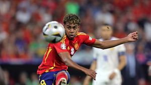 Forbes: La doar 18 ani, Lamine Yamal a ajuns în topul celor mai bine plătiţi fotbalişti din lume în 2025 / Pe primul loc e Cristiano Ronaldo, cu 280 milioane dolari - câștig în 2025