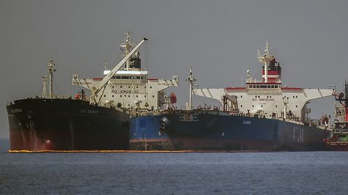 Achiziţia de petrol rusesc este „legitimă”, declară Beijingul, care respinge „intimidările” lui Donald Trump