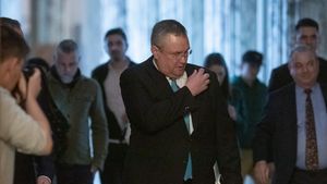 Premierul Ciucă, acuzat de plagiat: Cercetarea şi inovarea sunt elemente principale în jurul cărora trebuie construită România de mâine / Am alocat cercetării un buget mai mare cu 70% faţă de anul trecut / Cele mai recente teste PISA arată un grad scăzut de alfabetizare ştiinţifică a elevilor şi suntem conştienţi de acest lucru