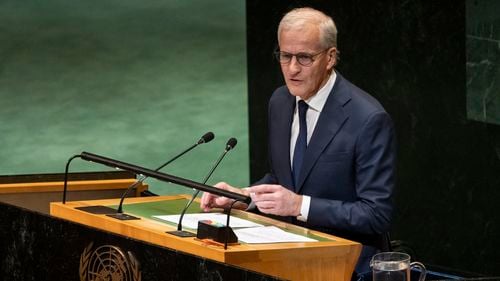 Prim-ministrul norvegian denunţă „deficienţe majore” în planul american pentru Ucraina