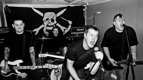 Bilete de 18 dolari pentru vaccinați și 1.000 de dolari pentru nevaccinați la concert de muzică punk în Florida