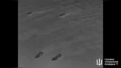 VIDEO Forțele speciale ucrainene ar efectua un raid amfibiu pe coasta Crimeei/ Presa de stat rusă susține că forțele sale aeriene au oprit o tentativă "de debarcare"