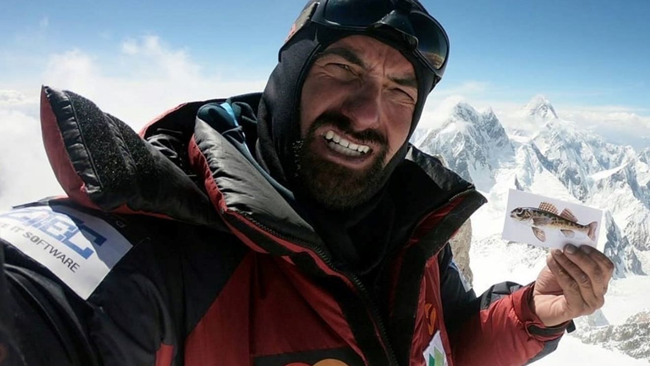 VIDEO Alex Găvan, după ce a atins cel ce-al şaptelea vârf de peste 8000 m fără oxigen suplimentar: Pentru mine e o formă de artă. Această ascensiune mi-a adus o imensă bucurie