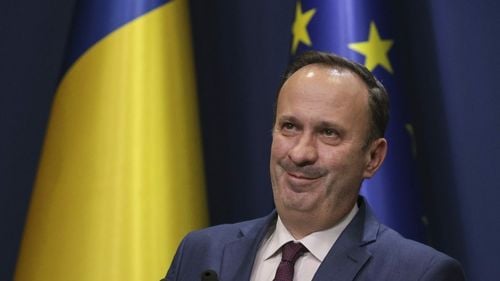 Adrian Câciu preia retorica Ligiei Deca, privind bugetul Educației: ”Este 3,2% per total”/ Edupedu a arătat cum încearcă Deca să manipuleze discuția despre banii din Educație