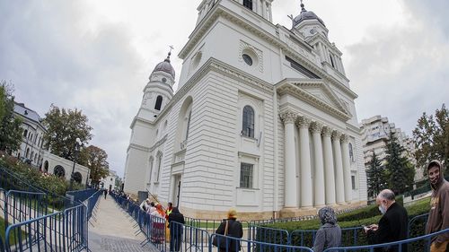 Ciolacu, Ciucă, Lasconi, Geoană, Orban şi Diaconescu ar urma să participe la Sfânta Liturghie de luni de la Catedrala Mitropolitană din Iaşi