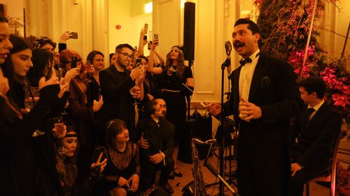 Mița Biciclista Stabiliment Creativ anunță Balul de Crăciun (Parteneriat)