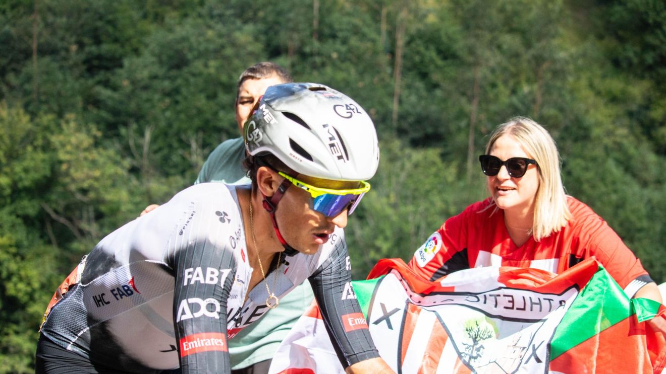 UAE Team Emirates, victorii pe bandă rulantă în Vuelta, dar fără efect pentru Almeida în clasamentul general - Marc Soler câștigă în etapa a 14-a / Vingegaard continuă cu tricoul roșu
