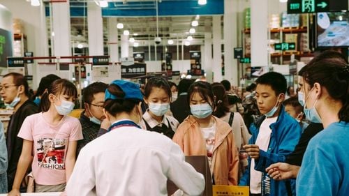 STUDIU Infecțiile de la animale la om ar putea cauza de 12 ori mai multe decese până în 2050