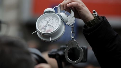 BREAKING Senatul a votat introducerea unui prag de 250.000 lei pentru abuzul în serviciu, aproape identic cu pragul din celebra OUG 13 dată de tandemul Dragnea - Grindeanu