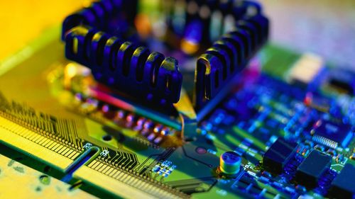 Ce firmă verifica instalația electrică de la Institutul ”Matei Balș”: Numeroase contracte cu statul, inclusiv cu Înalta Curte, Ministerul de Externe sau Administrația Prezidențială