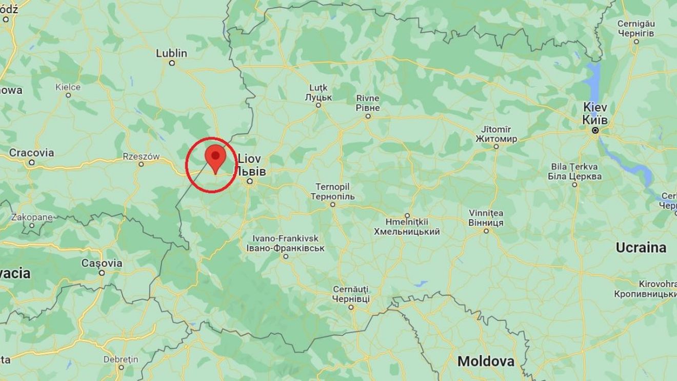 Rachete ruseşti lansate din Marea Neagră au vizat baza militară Iavoriv din vestul Ucrainei