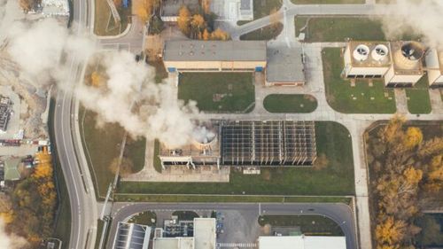 Ipocrizia climatică / Cum își exportă țările bogate poluarea ca să își păstreze reputația curată