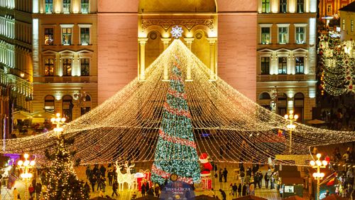 Târgul de Crăciun din Timișoara – program și activități. Ce prețuri sunt la mâncare