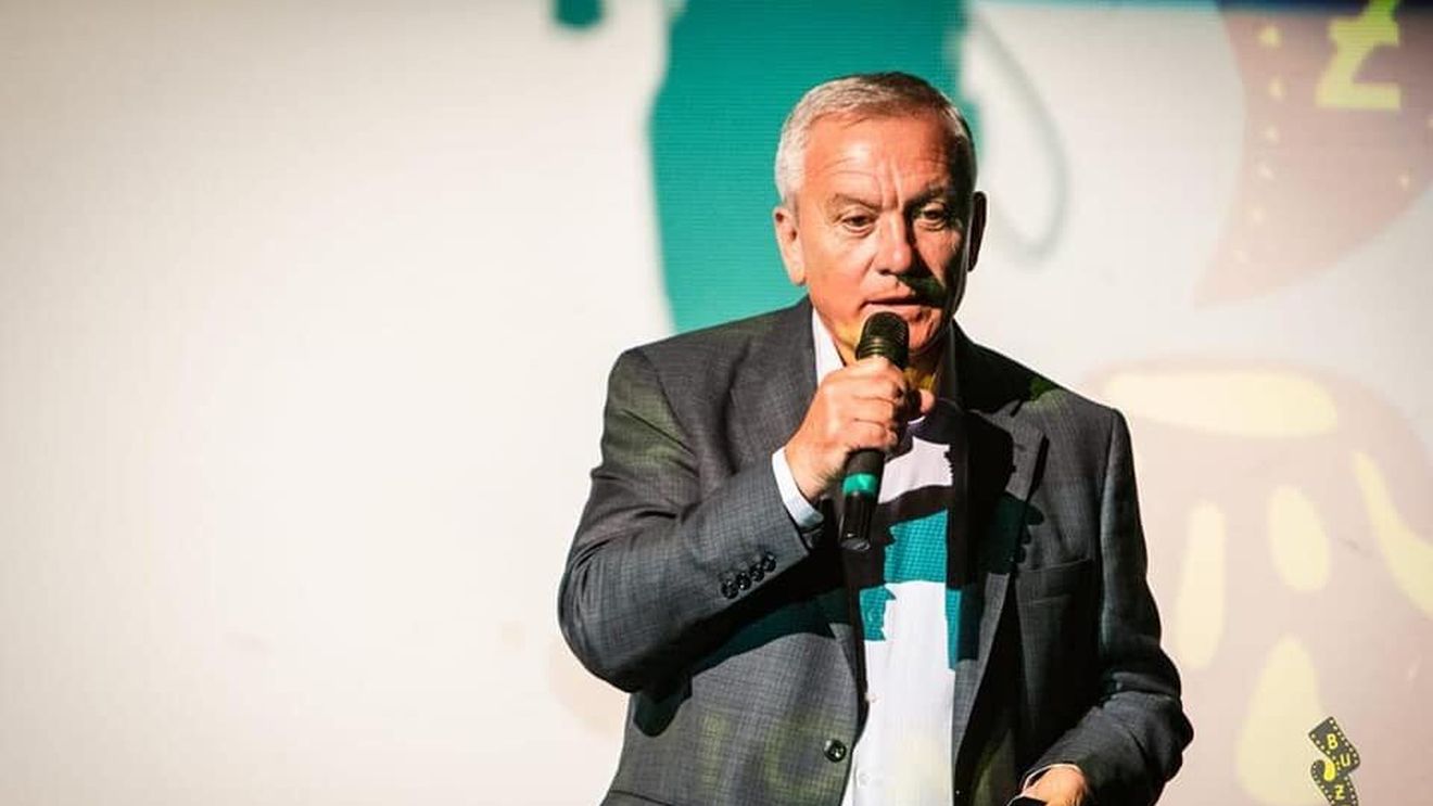 NO COMMENT Primarul Buzăului, discurs în limba engleză ținut la deschiderea concursului de rachetomodelism