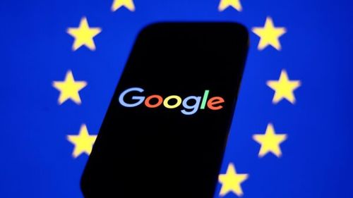 Google, amendată de UE cu aproape 3 miliarde de euro pentru abuz de putere în publicitatea online / Mișcarea riscă să atragă furia lui Trump