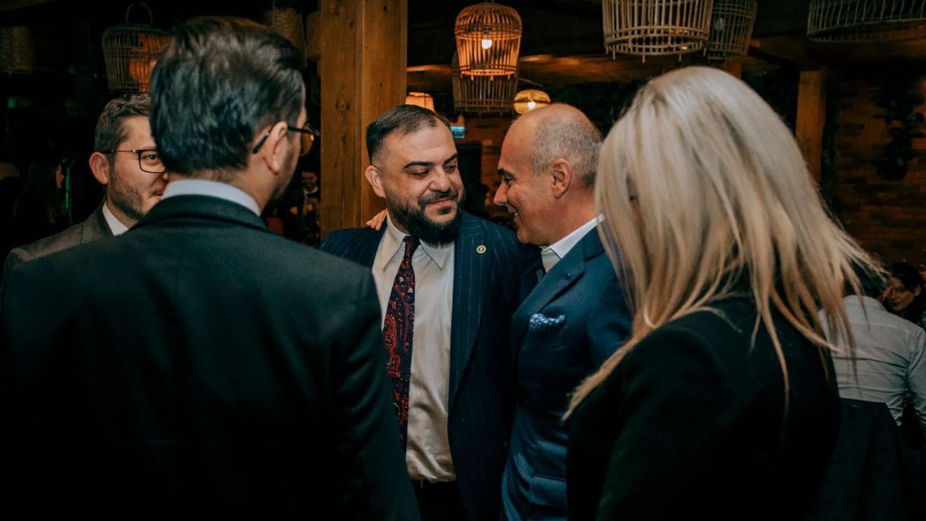 Anchetă Context: Cum au ajuns cinci milioane de euro la firmele controlate de un șef PNL din Capitală / Silviu Mototolea e acuzat că a primit în ultimii zece ani contracte publice de cinci milioane de euro