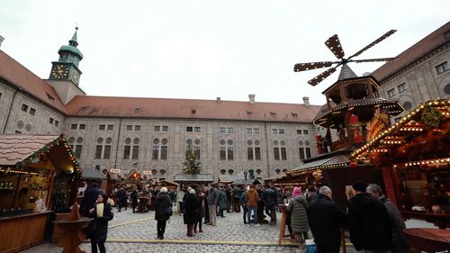 Peste 2.500 de târguri de Crăciun sunt programate să îşi deschidă porţile în Germania, unde sunt aşteptaţi zeci de milioane de vizitatori