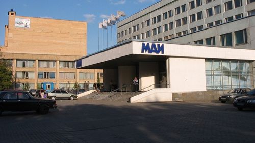 Studenților de la Institutul de Aviație din Moscova li se refuză eliberarea diplomelor de absolvire dacă nu semnează ordinul de mobilizare în armată – presa rusă