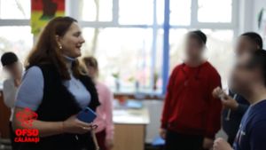 Elevi cu nevoi speciale de la o școală din Călărași, folosiți într-un material video PSD, deși activitățile politice în școli sunt interzise prin lege