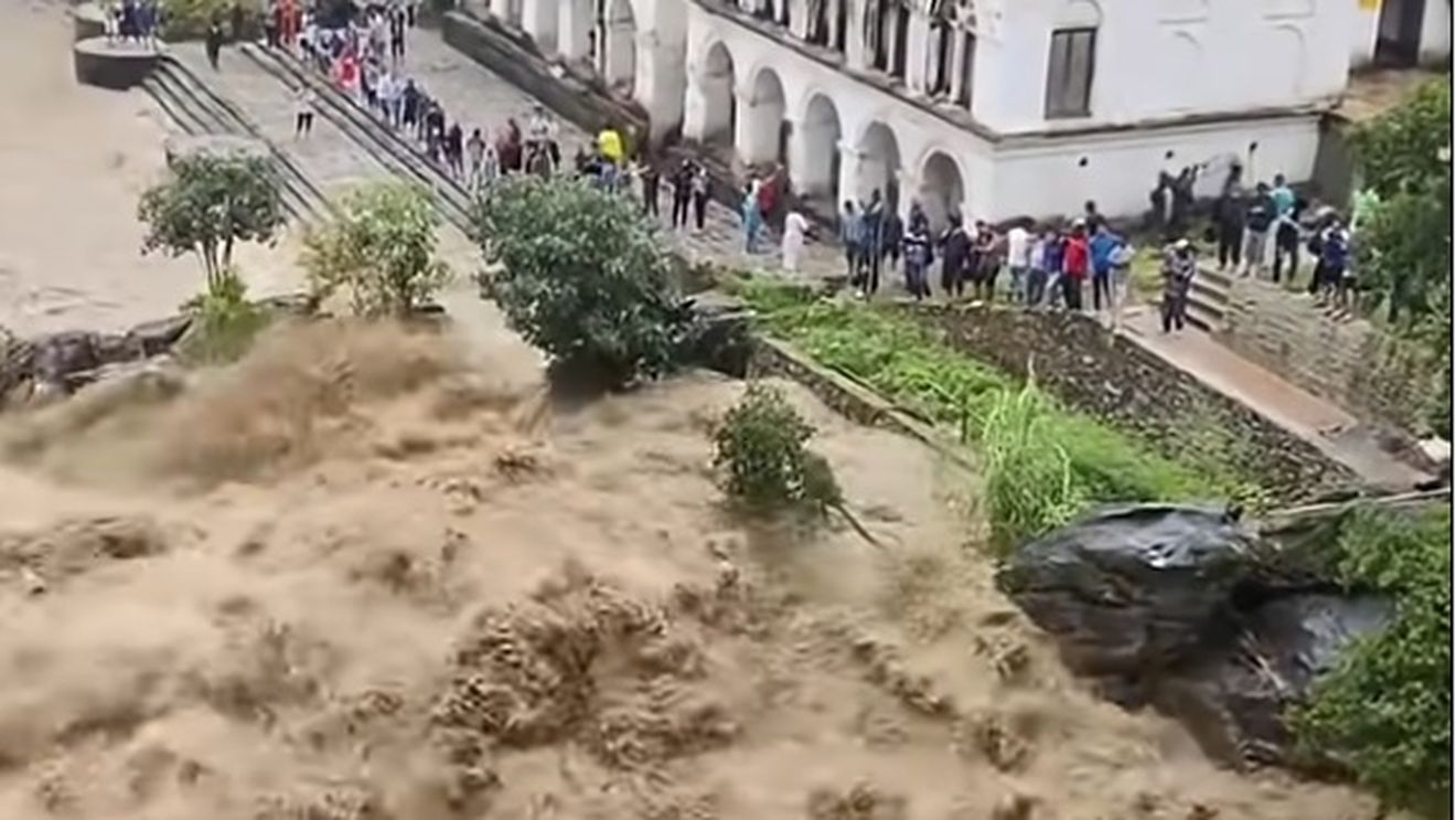 Cel puţin 22 de oameni au murit în Nepal în urma ploilor abundente
