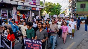 Autopsiile arată că asupra demonstranţilor din Nepal s-a folosit muniţie reală / 33 de protestatari au murit după ce au fost loviţi de „gloanţe reale” trase din „arme de foc de mare viteză”