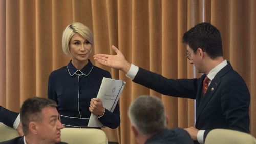 Organizațiile PSD și USR Sibiu îi cer explicații ministrului Turcan pentru ”azilul groazei” din Voluntari, după ce a fost acreditat în timpul mandatului său / Reacția actualului ministru al Culturii: Semnarea acreditării este o cerință administrativă și o obligație legală