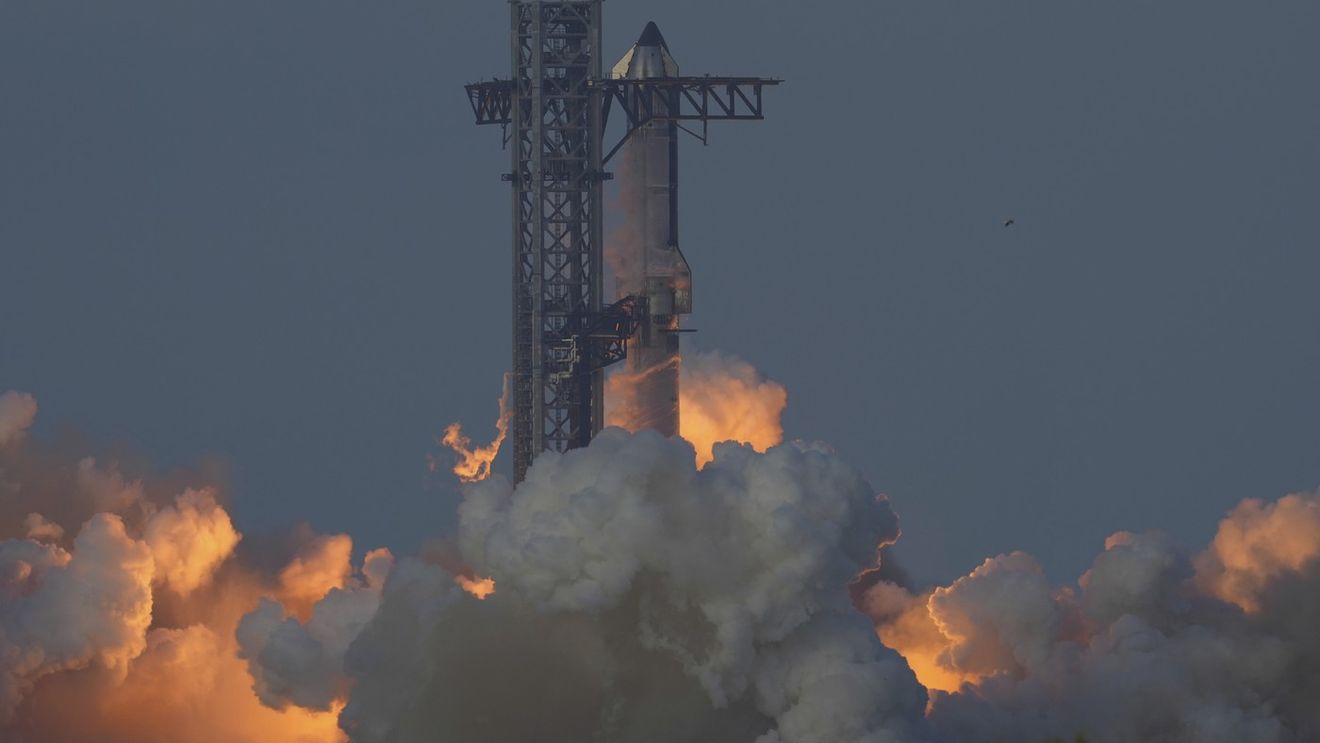 SpaceX a lansat mai mulți sateliți decât restul lumii la un loc și își consolidează dominația pe piața spațială