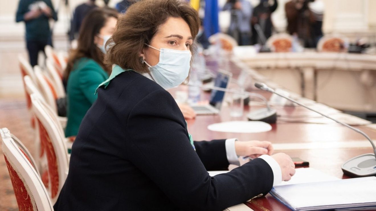 Iulia Scântei: Fac apel la colegii de coaliţie ca recomandările Comisiei de la Veneţia să fie incluse în proiectul privind desfiinţarea SIIJ