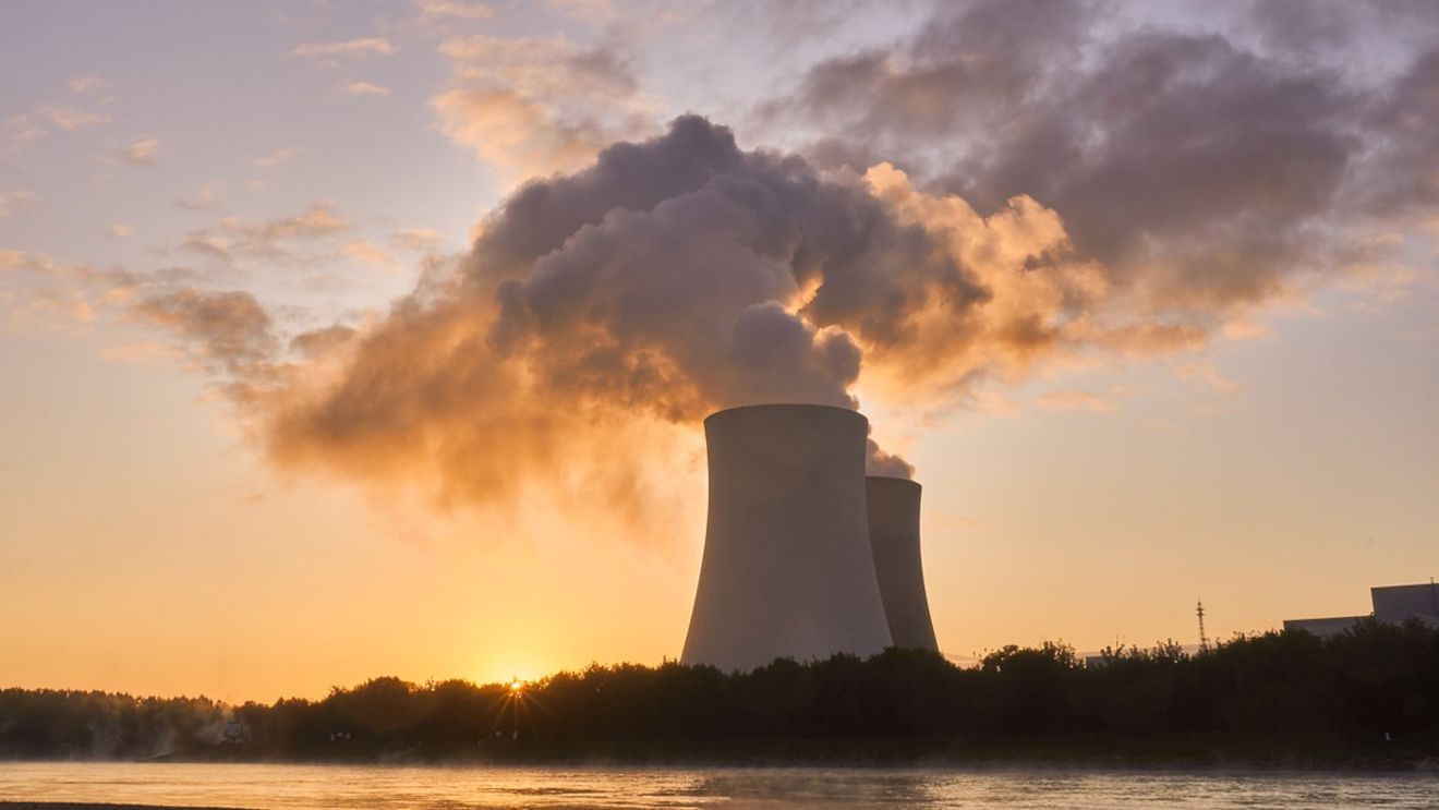 Polonia aprobă o finanţare de 14,7 miliarde dolari pentru prima sa centrală nucleară