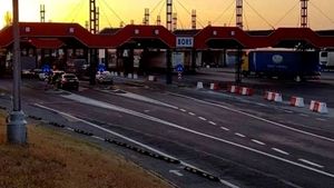 Polițist de frontieră din Oradea, reținut pentru luare de mită / L-a dus pe un șofer bulgar cu autospeciala la bancomat ca să scoată banii