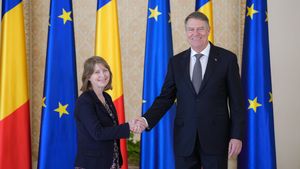 Președintele Iohannis o primește miercuri pe ambasadoarea SUA, Kathleen Kavalec