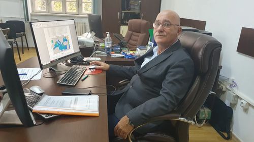 Un profesor de la Universitatea „Dunărea de Jos” din Galați, singurul român inclus în Consiliul Consultativ pentru Știință al Academiilor Europene. A dezvoltat un sistem de predicție a valurilor și fenomenelor meteo extreme