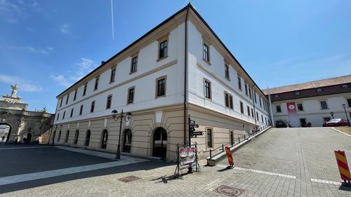 O clădire din secolul al XVIII-lea, restaurată cu peste 16 milioane de lei, este noul sediu al Consiliului Judeţean Alba